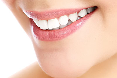 Uyesugi Dental | Implant Dentistry, Dental Bridges and Cosmetic Dentistry
